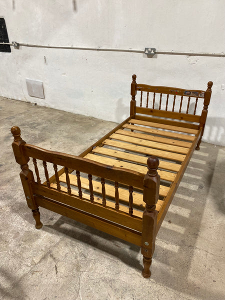REF - Pine Single Bedframe