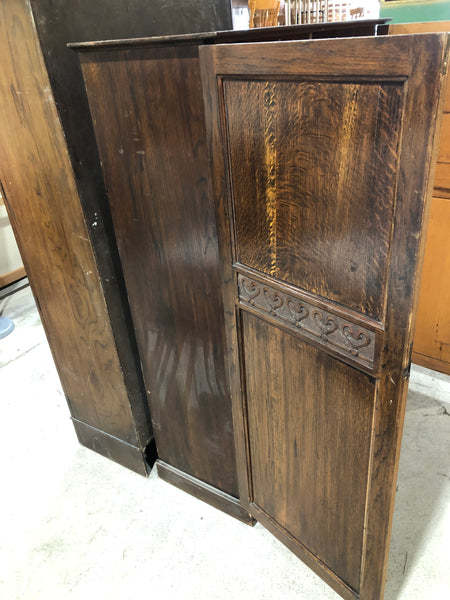 Antique Gentleman’s Wardrobe