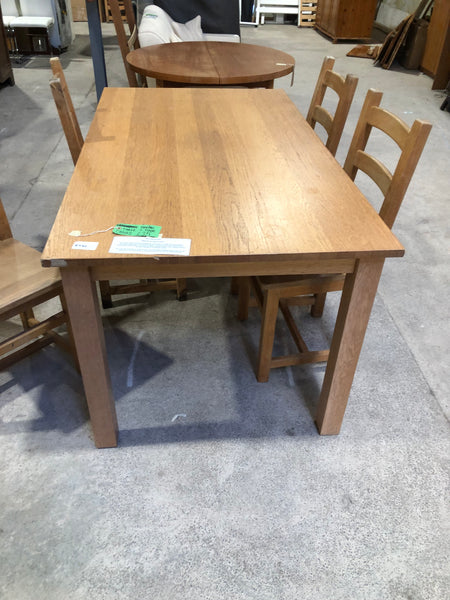 Dining Table & 4 Chairs