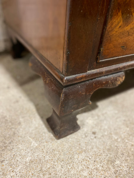Antique Mahogany Chest of Drawers