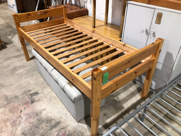 REF - Pine Single Bedframe with Option to Raise