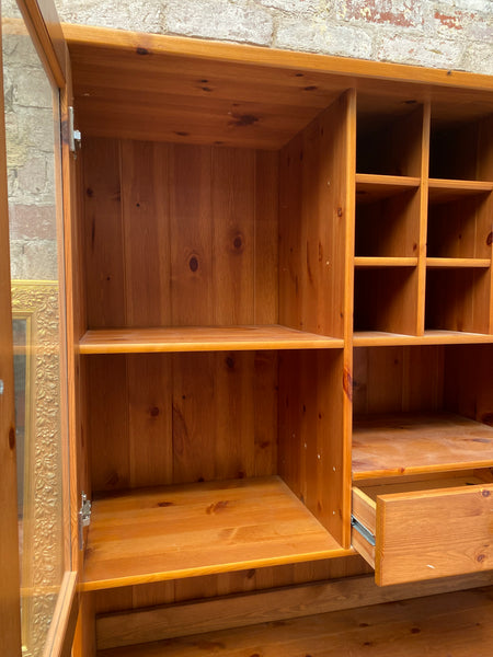 Pine Dresser