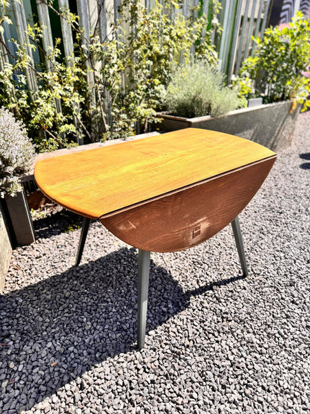 Ercol Blonde Elm Windsor Drop Leaf Table