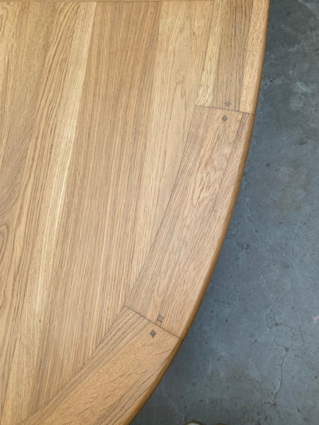 Cotswold style solid Oak Extending Oval Dining Table