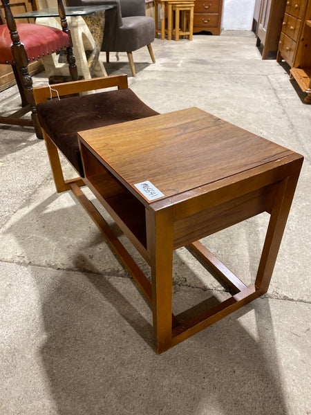 GHC - Vintage Telephone Seat