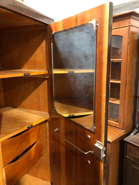 Vintage Gentleman’s Wardrobe