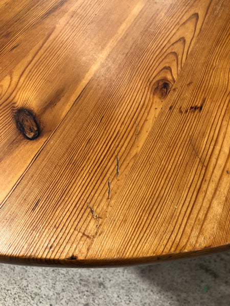 Round Pine Dining Table