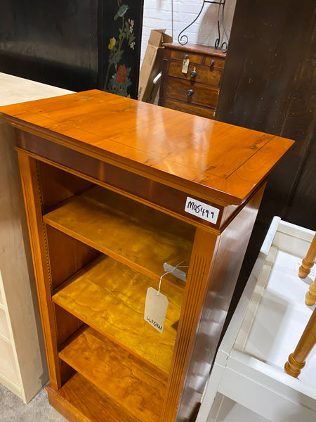 GHC - Narrow Bookshelf