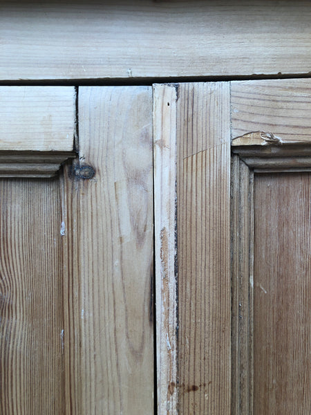 Rustic Pine Double Wardrobe with Removable Base