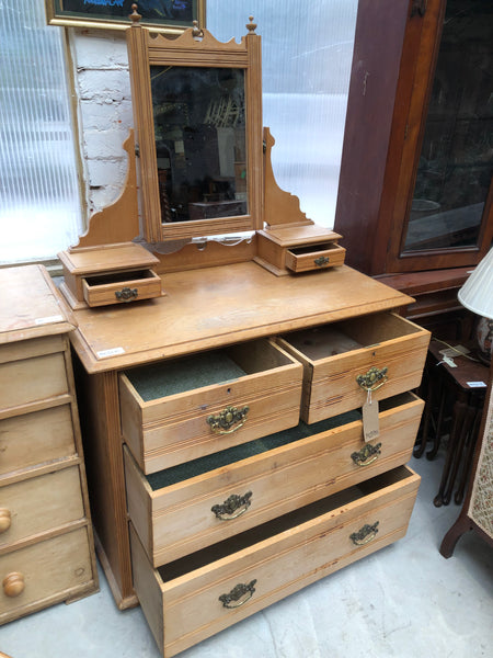 GHC - Rustic Oak Chest of Drawers with Mirror