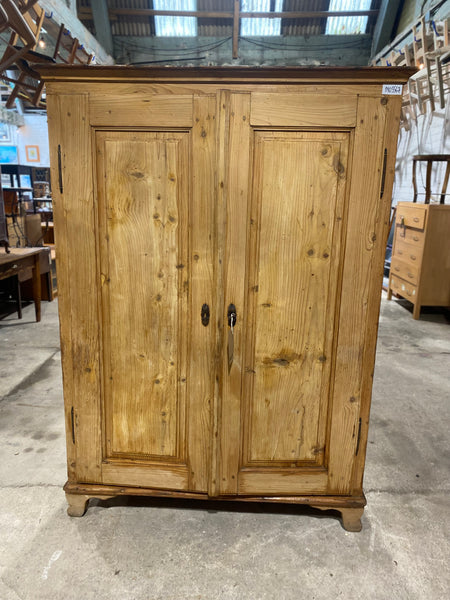 Large Rustic Pine Linen Cupboard Wardrobe