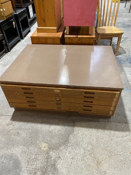 Large Low Plan Chest