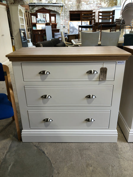 GHC - Cotswold Company Chest of Drawers