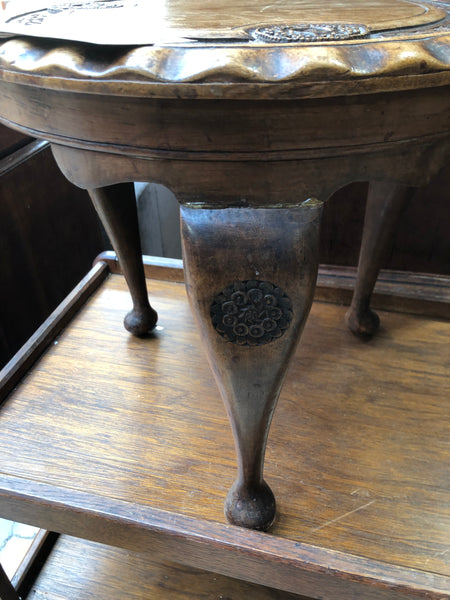 GHC - Carved Scalloped Edge Sidetable