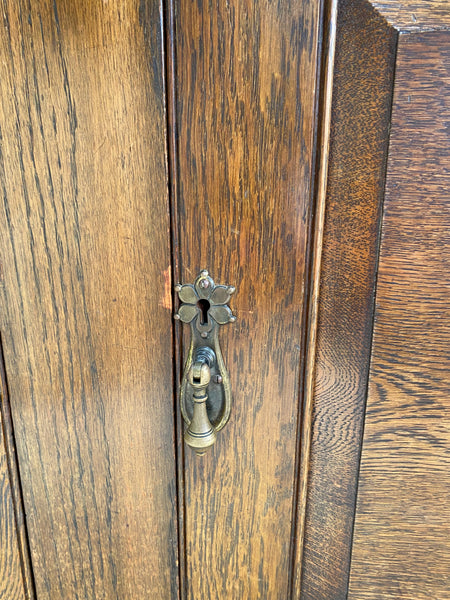 Edwardian Mirror-back oak sideboard