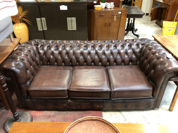 Brown Leather Chesterfield Style Sofa-bed