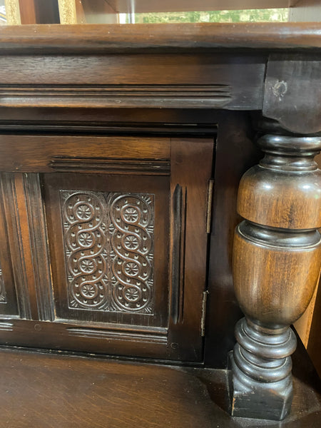 Court Cupboard