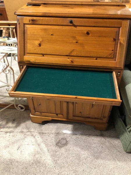 Pine Bureau