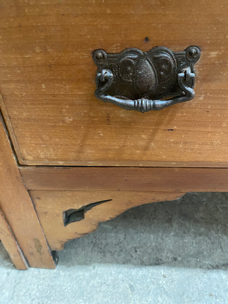 Vintage Single Door Wardrobe