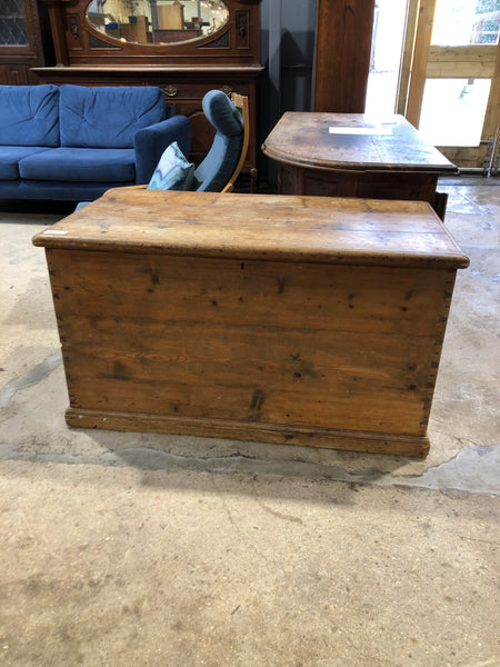 Waxed Victorian Pine Blanket Box