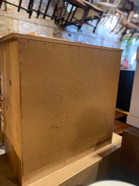 Pine Chest of Drawers