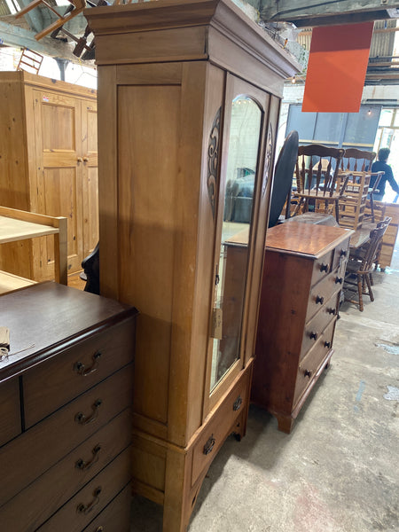 Vintage Single Door Wardrobe