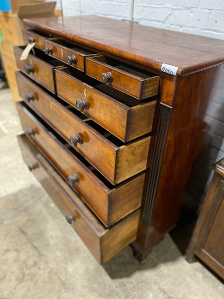 Antique Mahogany Chest of Drawers