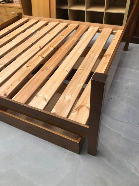 Super king Wooden Bedframe & 4 Drawers