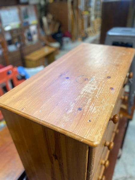 Pine Chest of Drawers