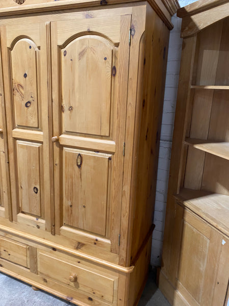Large Pine Double a wardrobe with Drawers
