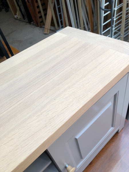 GHC - Cotswold Company Oak Top Grey TV Stand