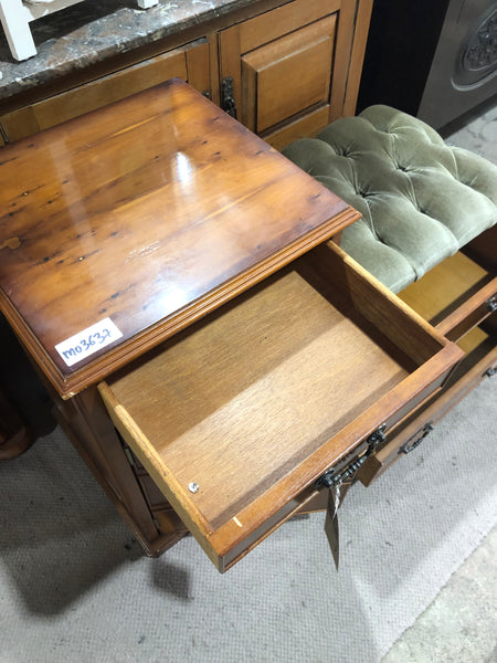 Vintage Phone Seat