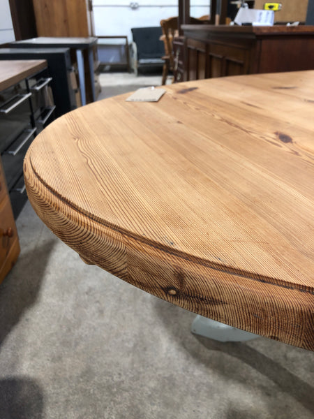 Pine Oval Pedestal Dining Table