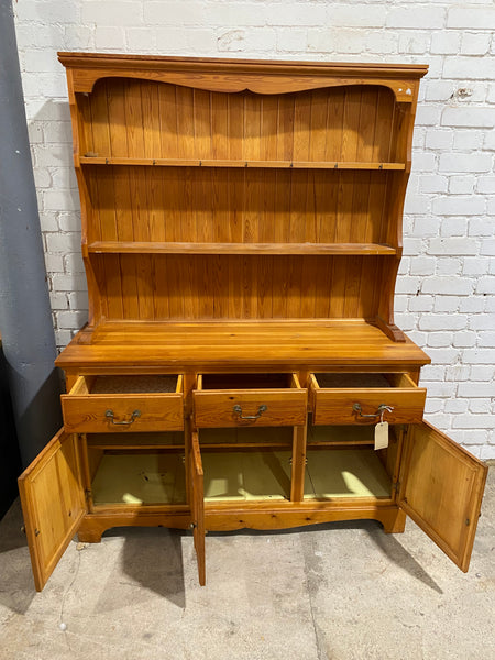 Large Pine Dresser