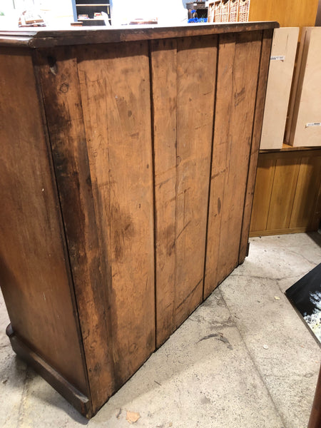 Flamed Mahogany 2 over 3 Chest of Drawers