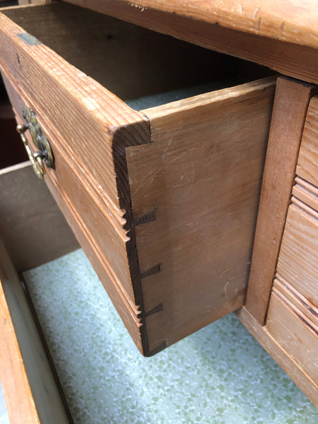 GHC - Rustic Oak Chest of Drawers with Mirror