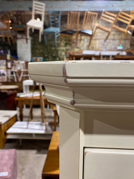 Chantilly 6 Drawer Tallboy by Laura Ashley