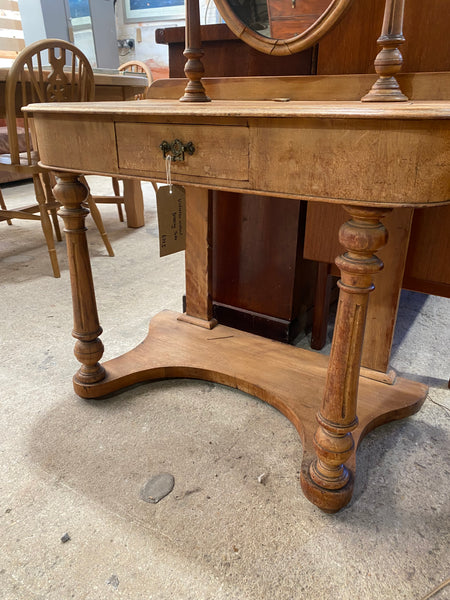 Victorian Walnut Dressing Table GHC