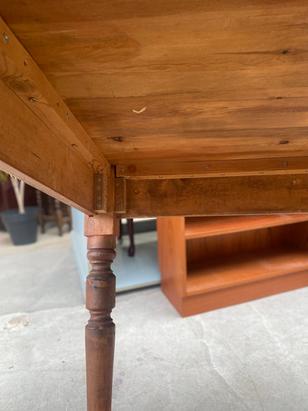 Pine Farmhouse Kitchen Table