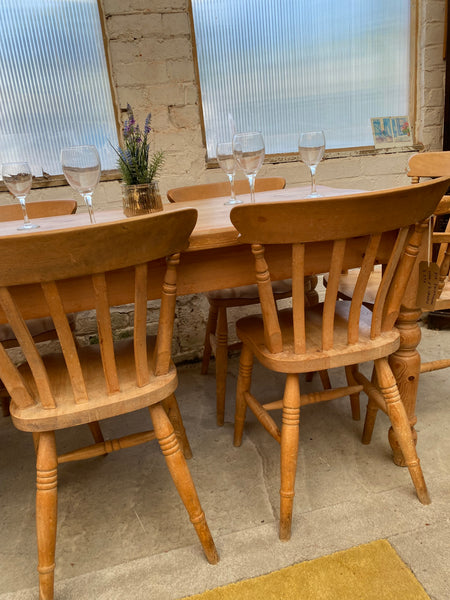 Pine Dining Table and 6 Chairs