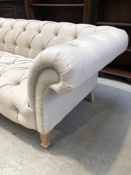 Cream Chesterfield Style Sofa