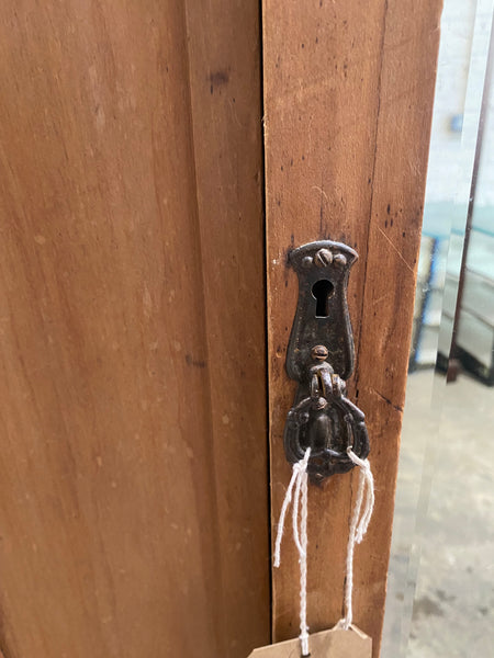 Vintage Single Door Wardrobe
