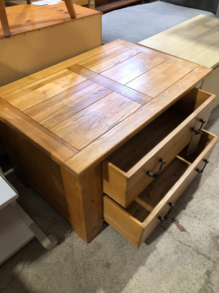 Oak Low Chest of 2 Drawers