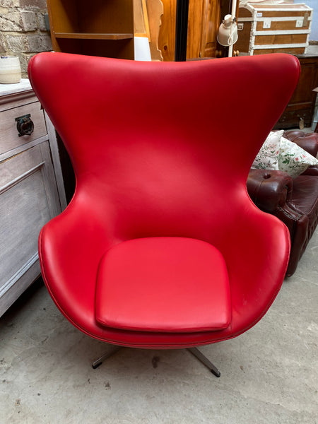 Arne Jacobsen Style Egg Chair And Footstool