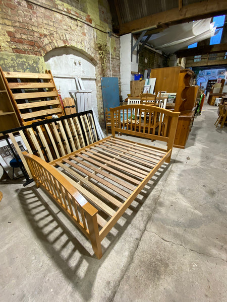 King Size Bed - REF
