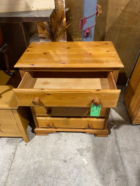 REF - Chest of drawers