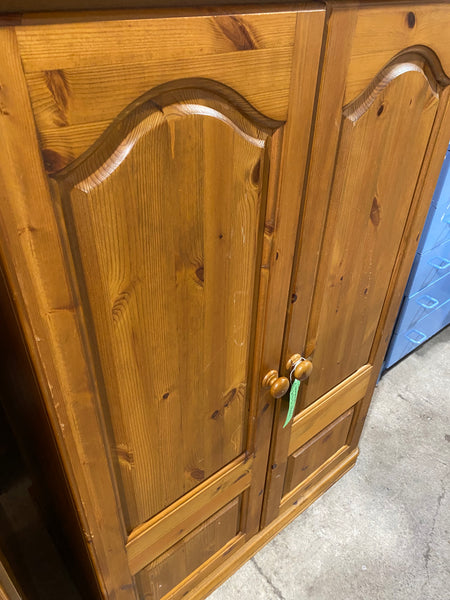 Compact Pine wardrobe