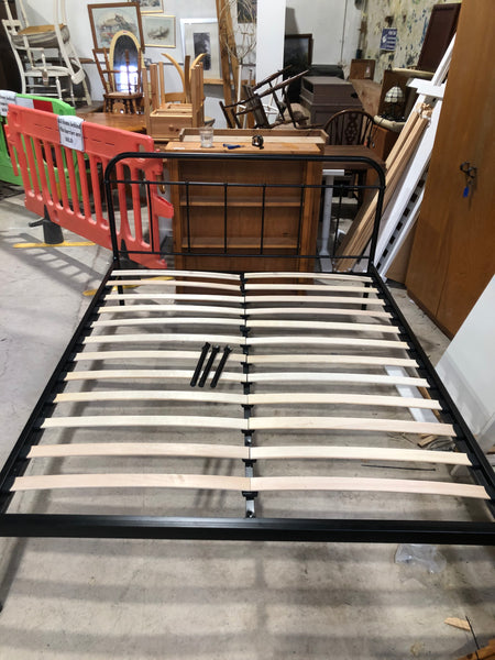 Metal King bed
