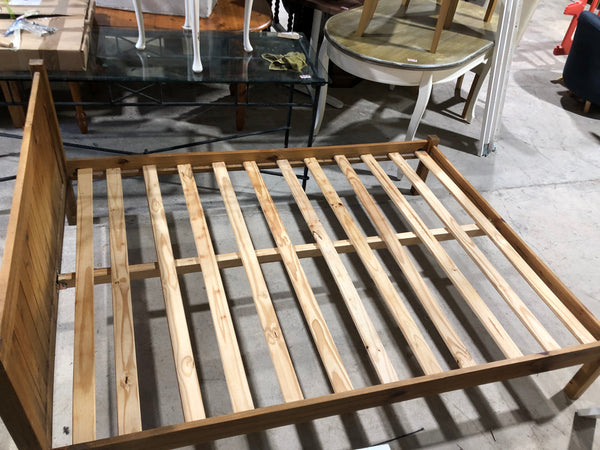 Pine double bed frame - REF