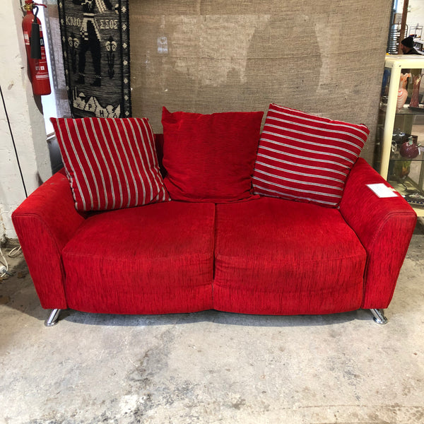 Red Sofa - Ref
